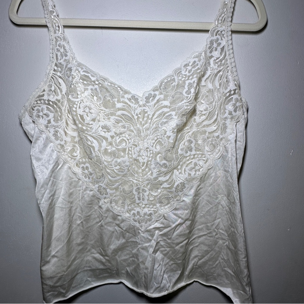 Vtg Vanity Fair Ivory Silky Top with an Intricate Lace Made in USA Ethereal - Picture 1 of 8